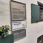 Hotel Schiefes Haus Ulma