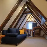 Hotel Schiefes Haus *