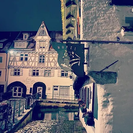 Schiefes Haus ウルム