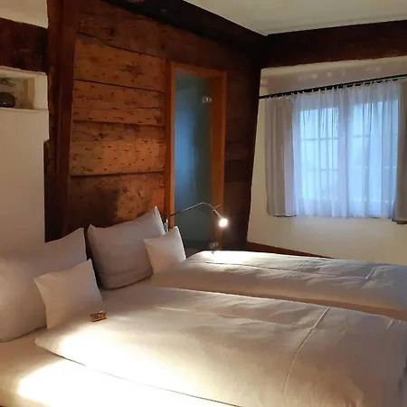 Schiefes Haus Hotell