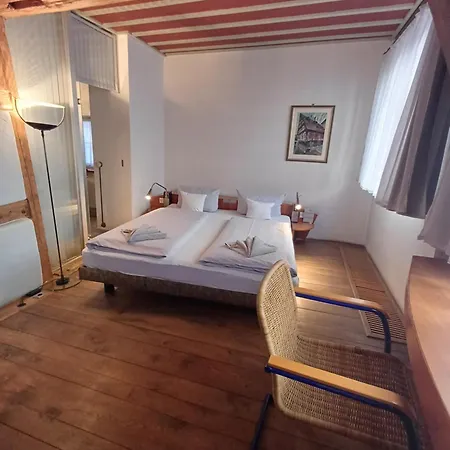 Готель Schiefes Haus Ульм