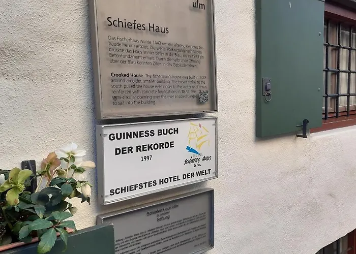 Отель Schiefes Haus Ульм
